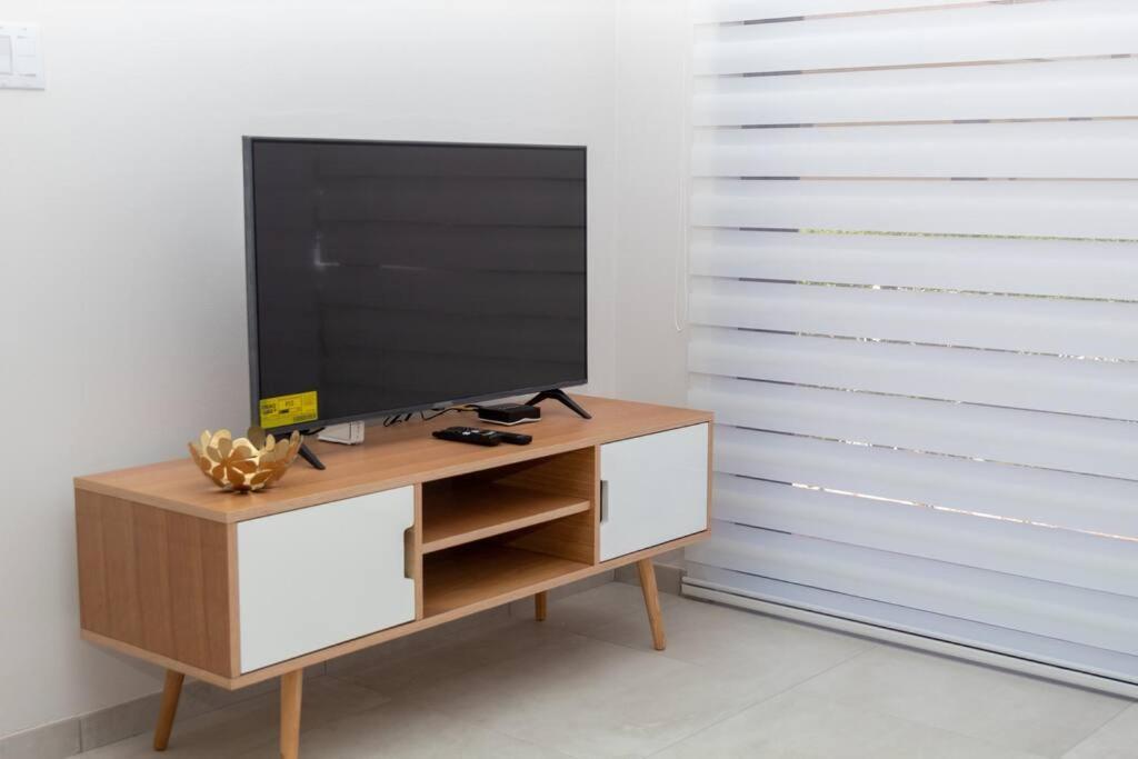 New! Cozy 1 Bedroom Condo- Gold Coast, Noord Aruba Παλμ Μπιτς Εξωτερικό φωτογραφία