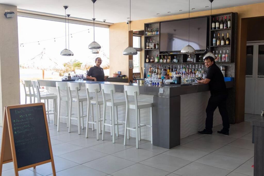 New! Cozy 1 Bedroom Condo- Gold Coast, Noord Aruba Παλμ Μπιτς Εξωτερικό φωτογραφία