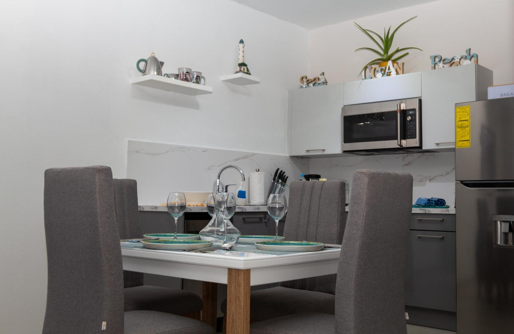 New! Cozy 1 Bedroom Condo- Gold Coast, Noord Aruba Παλμ Μπιτς Εξωτερικό φωτογραφία